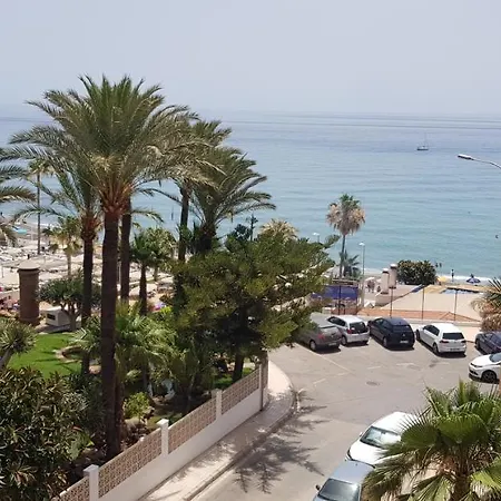 Apartamento Rivas, Junto A La Playa Torrecilla Nerja